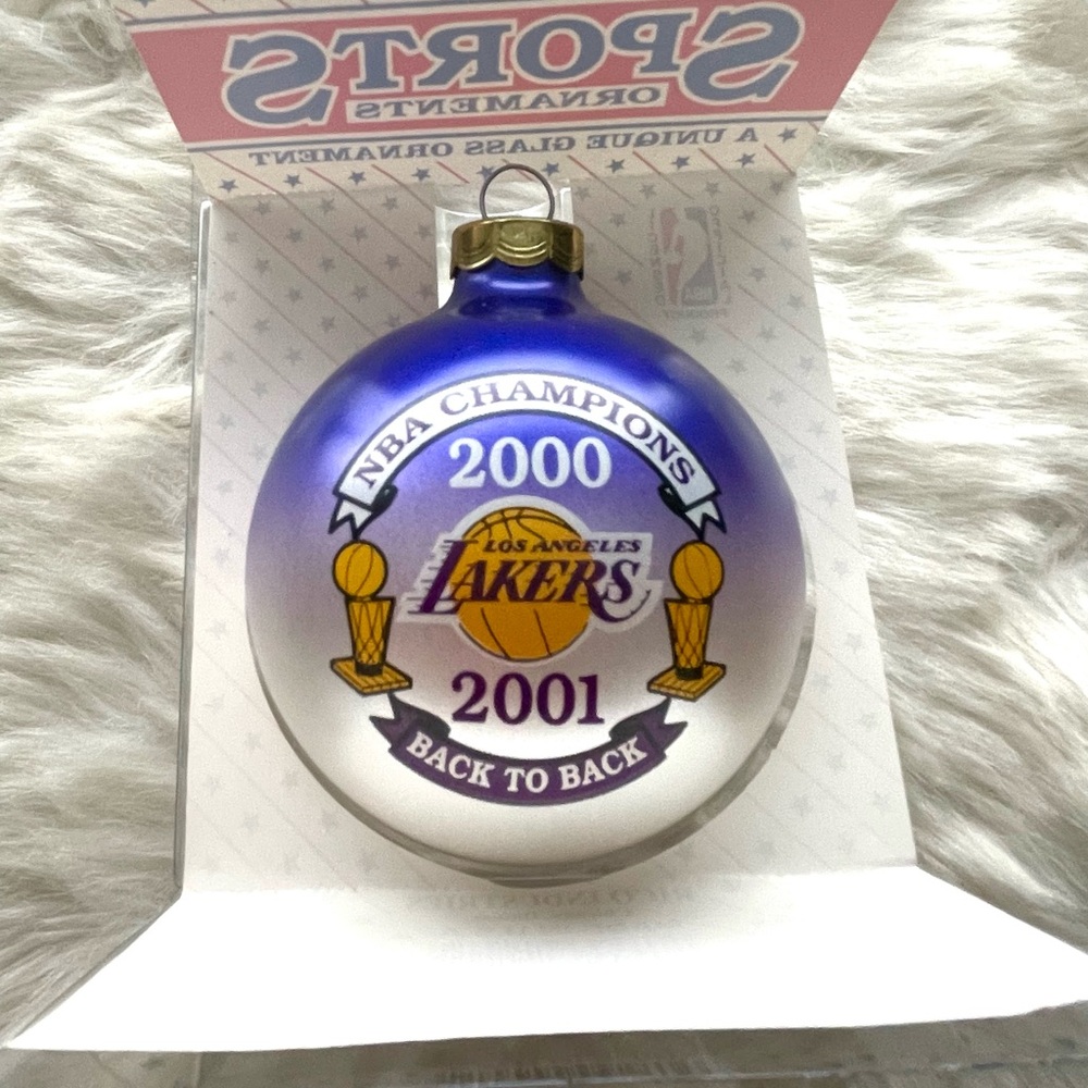 LAKERS 2000-2001 "Back to Back" NBA Champions Commemorative Ornament VINTAGE
